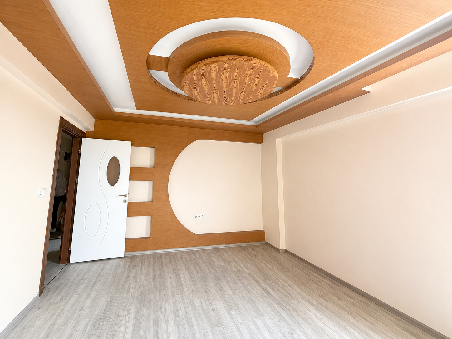 YSS DUBLEKS FERAH TERASLI 5+1 DAİRE